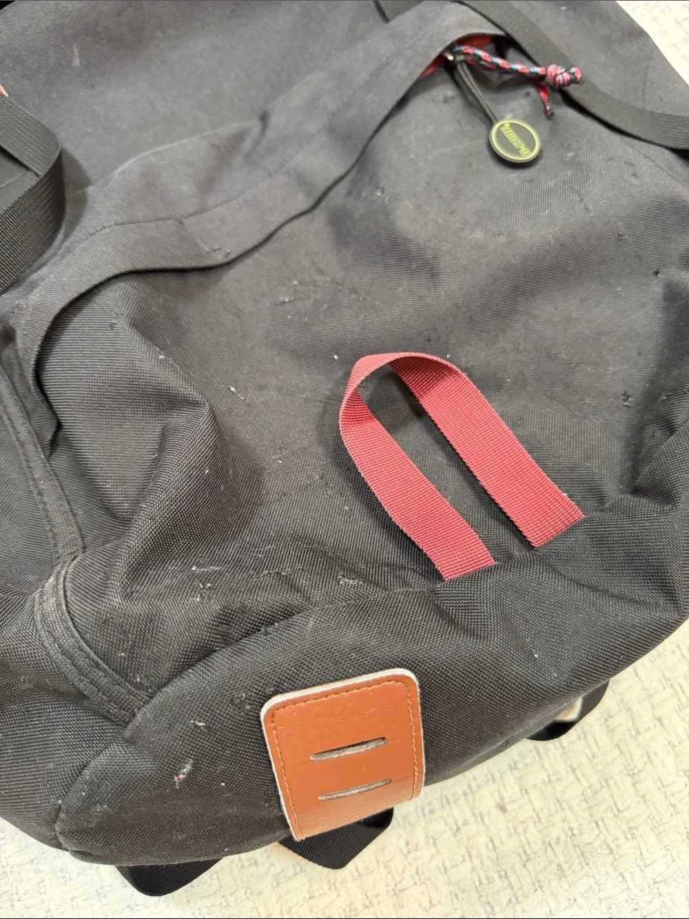 Patagonia Black Red Backpack Logo  Daypack Hiking Large Beat Up 47970FA17
